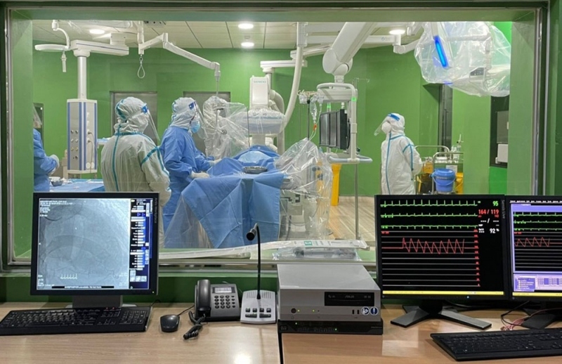 Bệnh viện Đà Nẵng cứu sống bệnh nhân Covid-19 bị nhồi máu cơ tim cấp