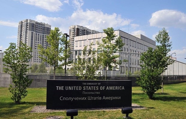 Mỹ đóng cửa đại sứ quán tại Kiev vì lo ngại Nga tấn công Ukraine