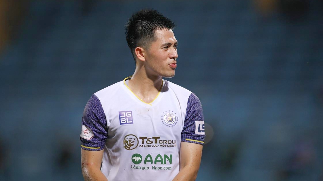 Hà Nội FC gây sốc khi chia tay trung vệ Đình Trọng