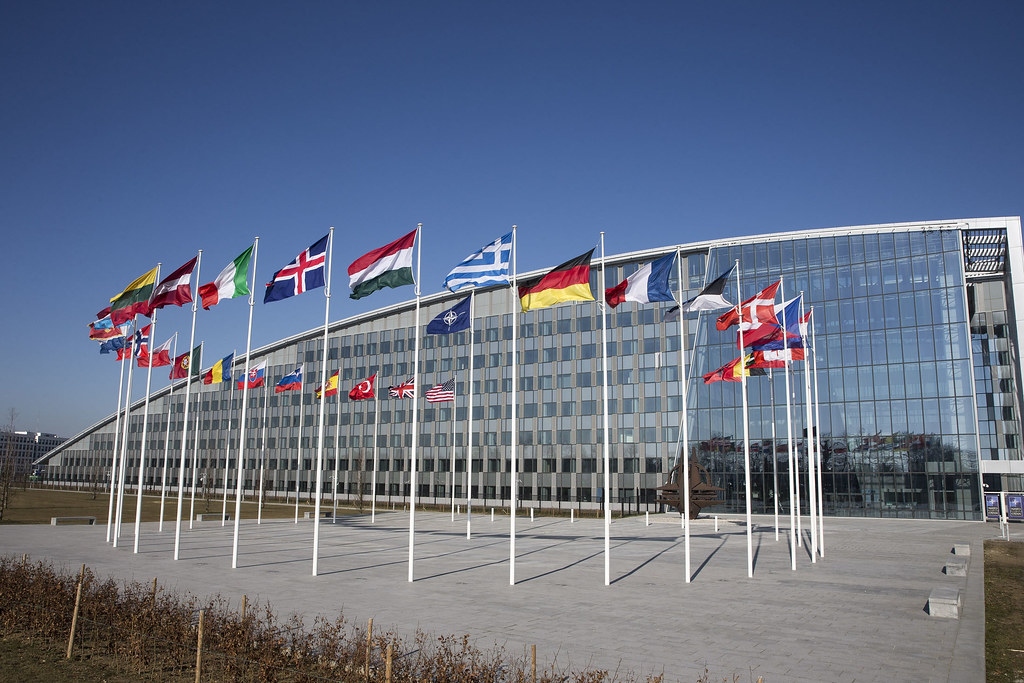 NATO bàn về khả năng hiện diện quân sự lâu dài tại Đông Âu