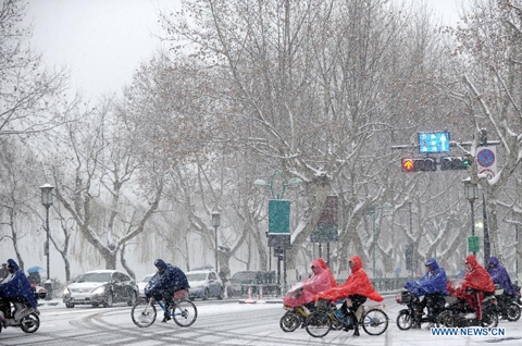 Trung Quốc ứng phó khẩn cấp đợt mưa tuyết trên diện rộng