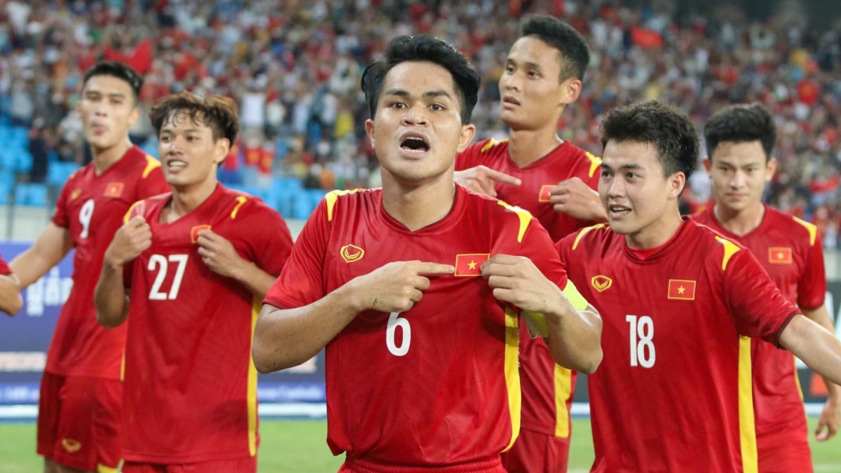Chủ tịch nước Nguyễn Xuân Phúc khen ngợi tinh thần chiến đấu của U23 Việt Nam