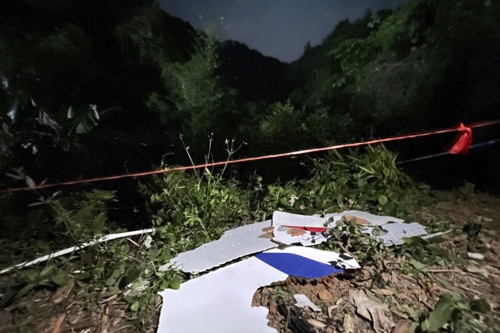 Truyền thông Trung Quốc: Không tìm thấy ai sống sót trong vụ rơi máy bay Boeing 737