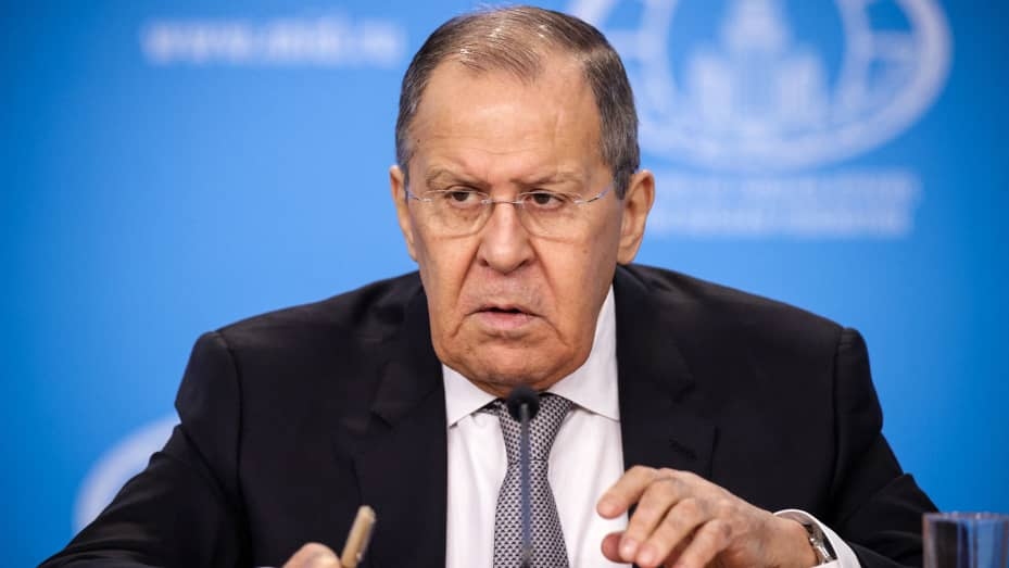 Ngoại trưởng Lavrov: Ukraine không thể sở hữu những vũ khí đe dọa Nga