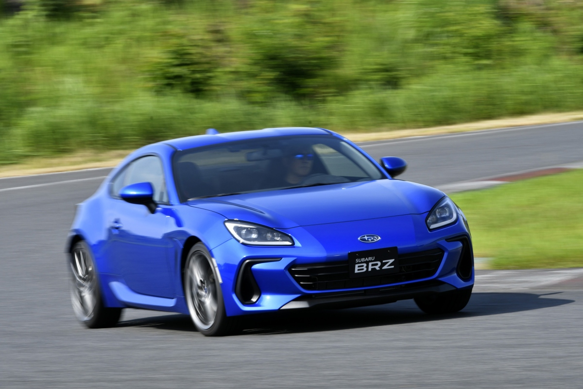 Ảnh chi tiết mẫu coupe thể thao Subaru BRZ 2022 giá gần 2 tỷ đồng