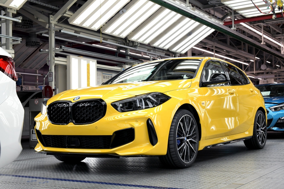 BMW phải dừng nhiều nhà máy ở châu Âu do khủng hoảng tại Ukraine
