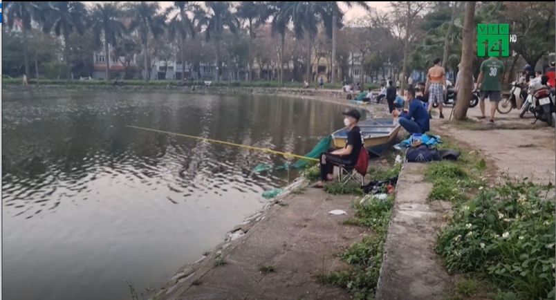 Nhiều điểm câu cá tại Hà Nội hoạt động trái phép