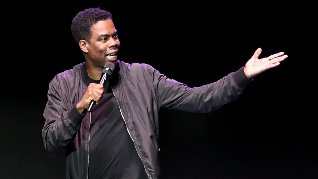 Show hài của Chris Rock "cháy vé" sau sự cố Oscar 2022