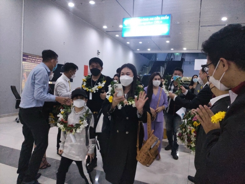Đoàn khách cuối cùng thí điểm đón khách bằng hộ chiếu vaccine đến Phú Quốc
