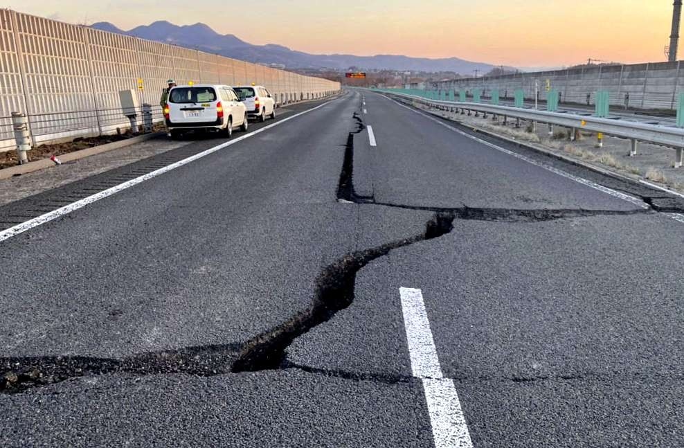 Nhật Bản nỗ lực khắc phục hậu quả động đất