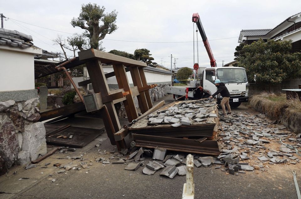 Động đất mạnh ở Nhật Bản kèm cảnh báo sóng thần