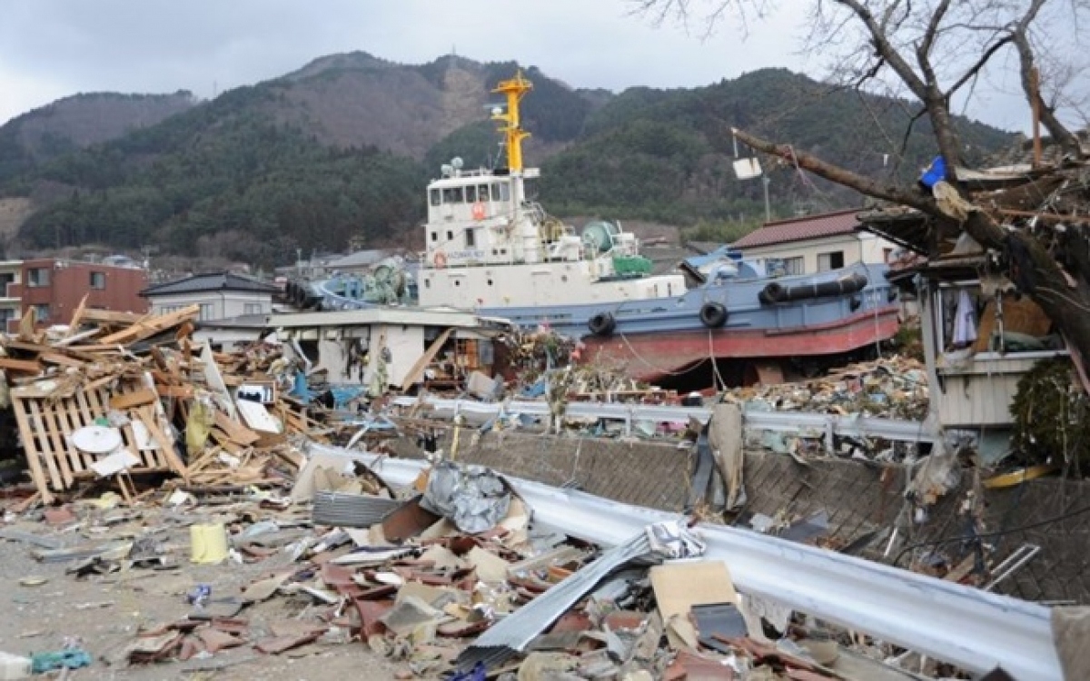 Hai người thiệt mạng vì động đất, Nhật Bản gỡ bỏ cảnh báo sóng thần