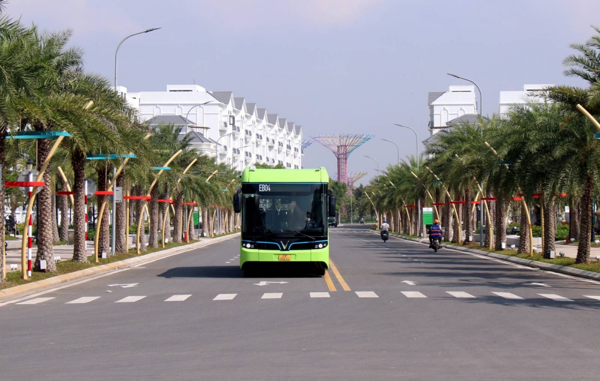 Nỗ lực “tậu nhà” cho con học đại học