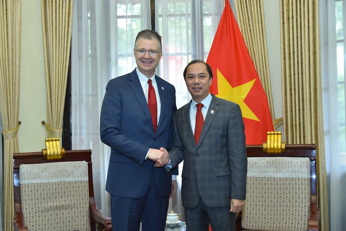 Đại sứ Nguyễn Quốc Dũng tiếp tục các hoạt động chào xã giao đối tác Hoa Kỳ