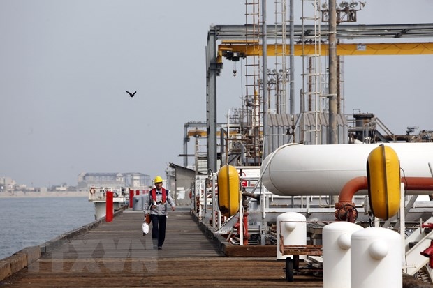 OPEC+ vẫn giữ kế hoạch sản lượng nhỏ giọt bất chấp giá dầu tăng