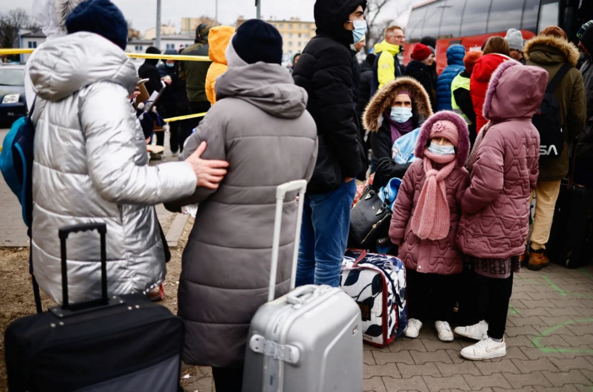 Anh lý giải việc cấp thị thực “nhỏ giọt” cho người tỵ nạn Ukraine
