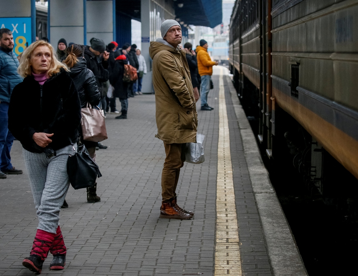 Nga tạm ngừng bắn, sẵn sàng mở hành lang nhân đạo ở 5 thành phố của Ukraine