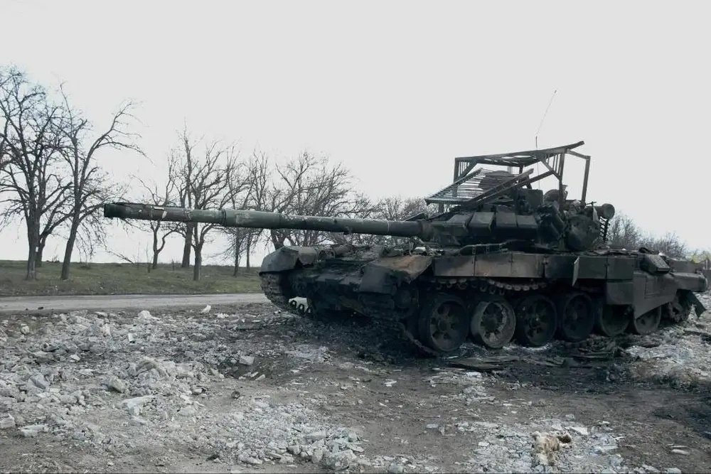 Hình ảnh xe tăng, xe quân sự bị bắn cháy trong giao tranh giữa Nga và Ukraine