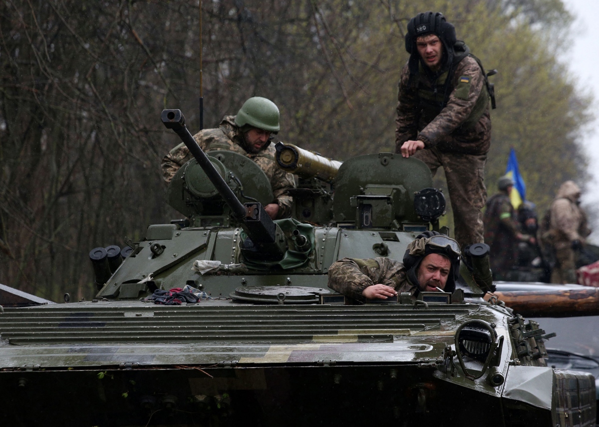Ukraine thừa nhận “tổn thất nghiêm trọng” trong trận chiến ở miền Đông