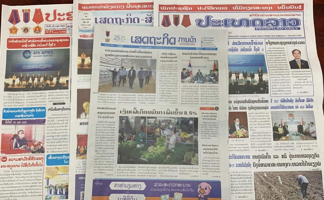 Các tờ báo lớn của Lào: Tình cảm đoàn kết Lào – Việt Nam không thể chia cách