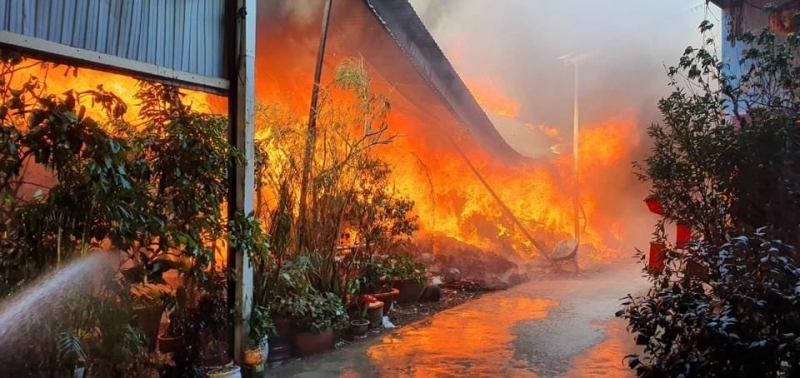 Hải Dương: Cháy lớn tại Công ty Hồng Ngọc và Liên Phát Hưng