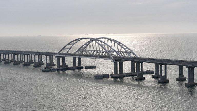 Thượng nghị sỹ Nga: Cầu Crimea là cây cầu “được bảo vệ tốt nhất” trên thế giới