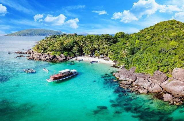Côn Đảo sẽ trở thành khu du lịch sinh thái biển đảo, văn hóa-lịch sử-tâm linh tầm quốc tế