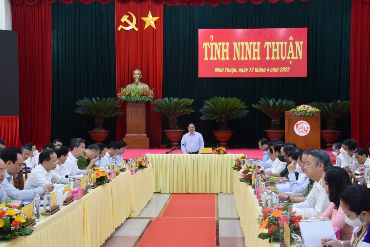 Thủ tướng Phạm Minh Chính làm việc với lãnh đạo chủ chốt tỉnh Ninh Thuận