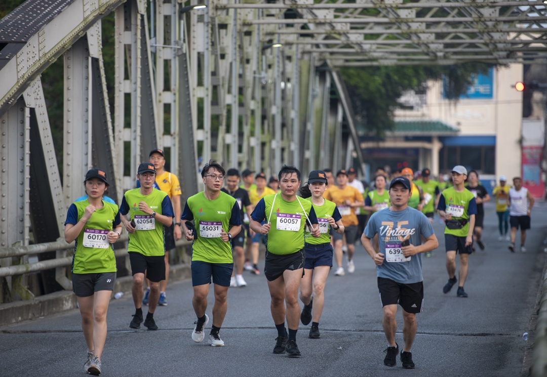 Những khoảnh khắc tại giải chạy Marathon VnExpress Huế 2022