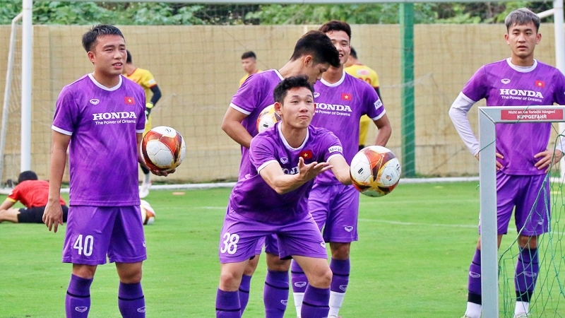HLV Park Hang Seo bất ngờ tuyển thêm quân cho U23 Việt Nam
