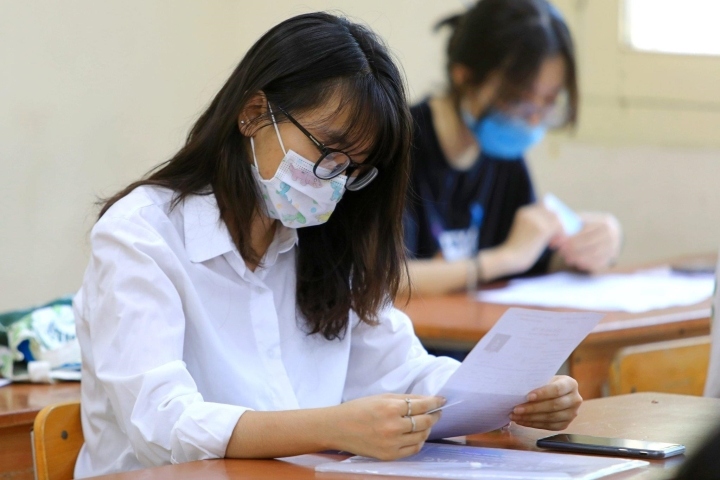 Trường THCS Dịch Vọng (Hà Nội) bác thông tin ép học sinh yếu không thi vào lớp 10