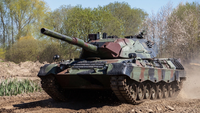 Nhà sản xuất vũ khí Đức sẵn sàng gửi xe tăng Leopard cho Ukraine
