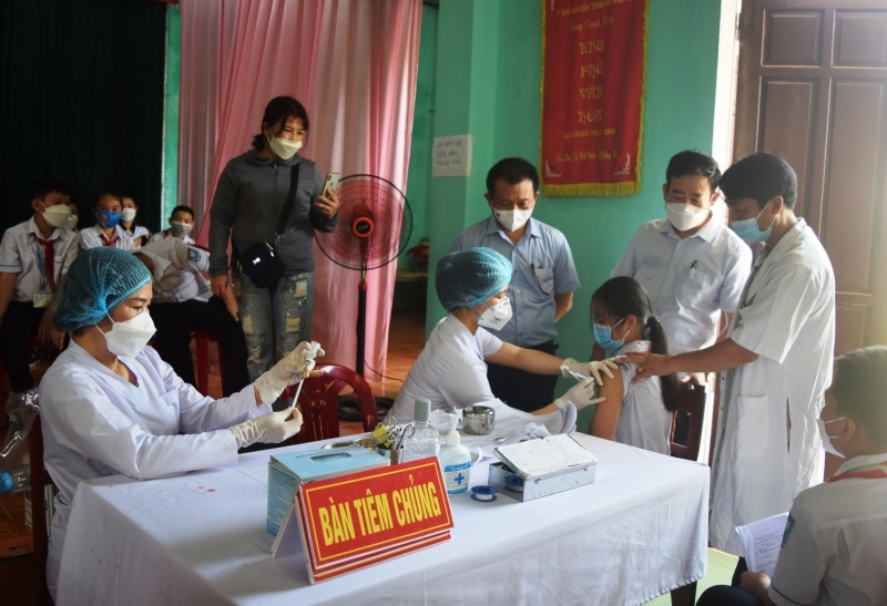 Quảng Bình đã tiêm 1.200 mũi vắc xin phòng Covid-19 cho trẻ 5 đến dưới 12 tuổi