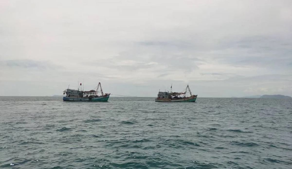 Xử lý nghiêm tổ chức, cá nhân khai thác hải sản trái phép tại vùng biển nước ngoài