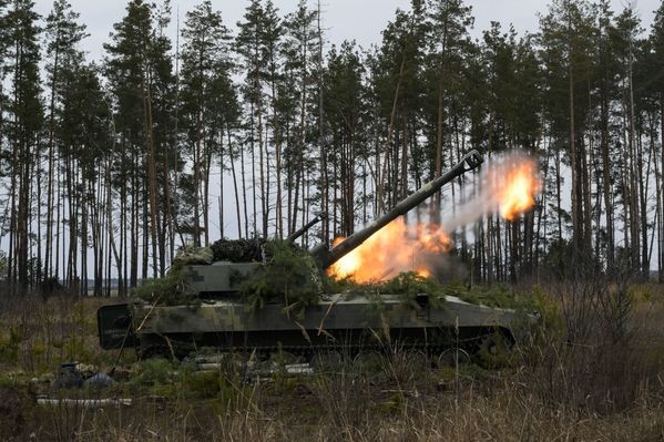 Cung cấp vũ khí hạng nặng cho Ukraine, phương Tây đã sẵn sàng vượt qua “giới hạn đỏ”?