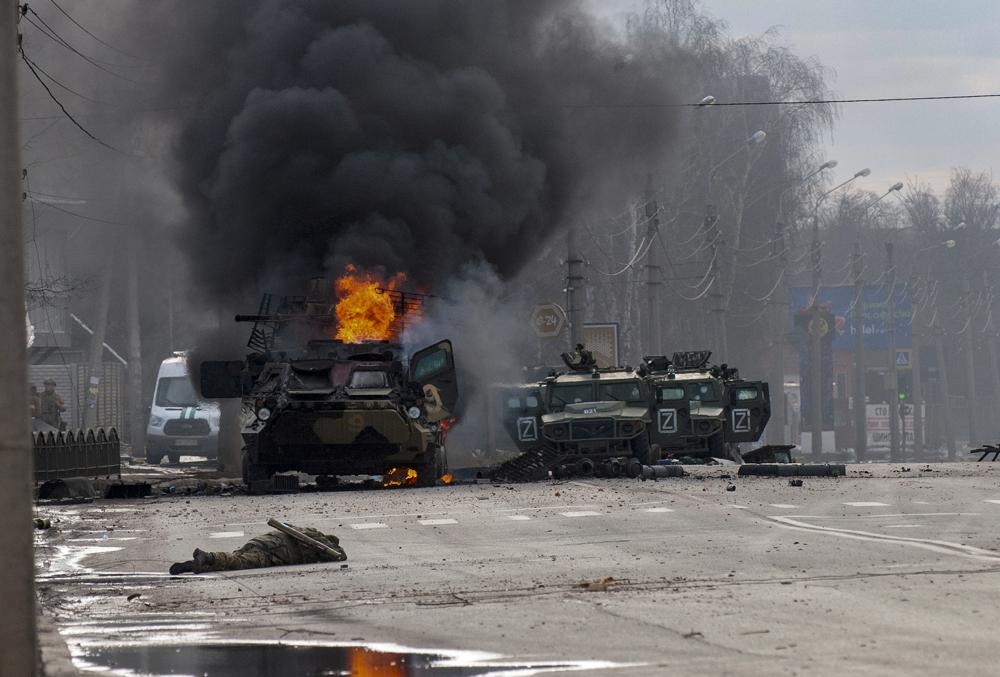 Giao tranh ác liệt tiếp diễn tại Donbass, Nga bao vây nhiều thành phố lớn