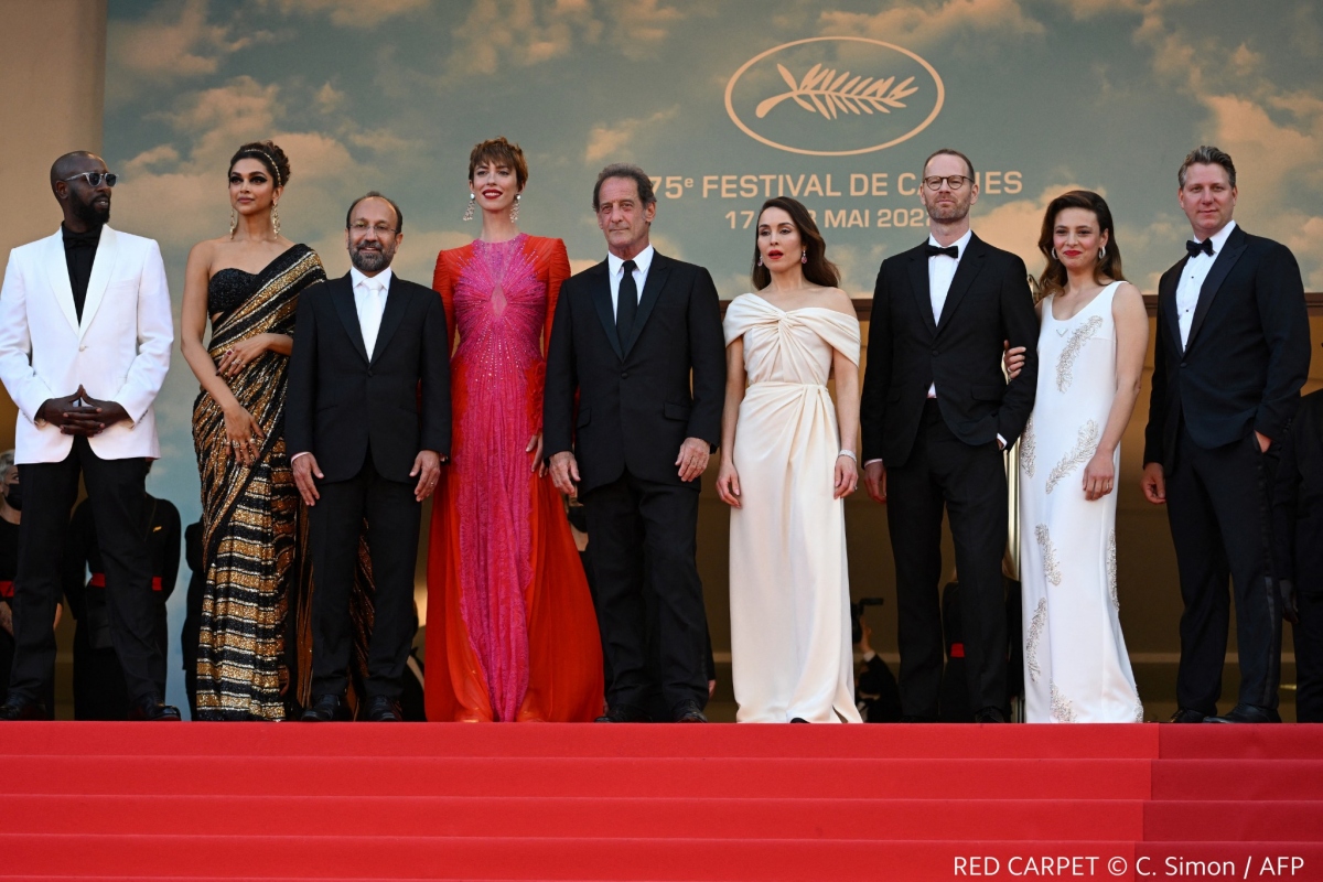 Liên hoan phim Cannes 2022 chính thức khai mạc