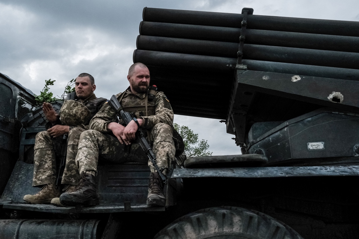Nga nỗ lực phá vỡ tuyến phòng thủ của quân đội Ukraine tại Lugansk