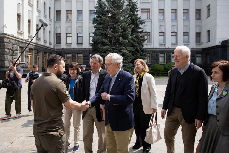 Nga cảnh báo Mỹ về tình hình "vô cùng nguy hiểm" khi lún sâu vào cuộc xung đột ở Ukraine