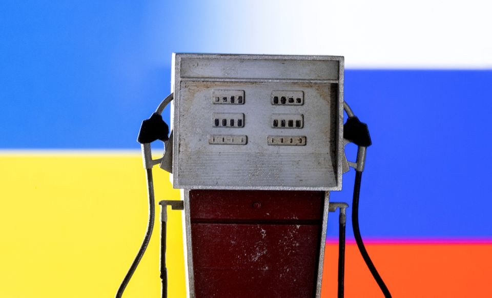Chiến sự Nga - Ukraine “vẽ lại” thị trường dầu mỏ toàn cầu