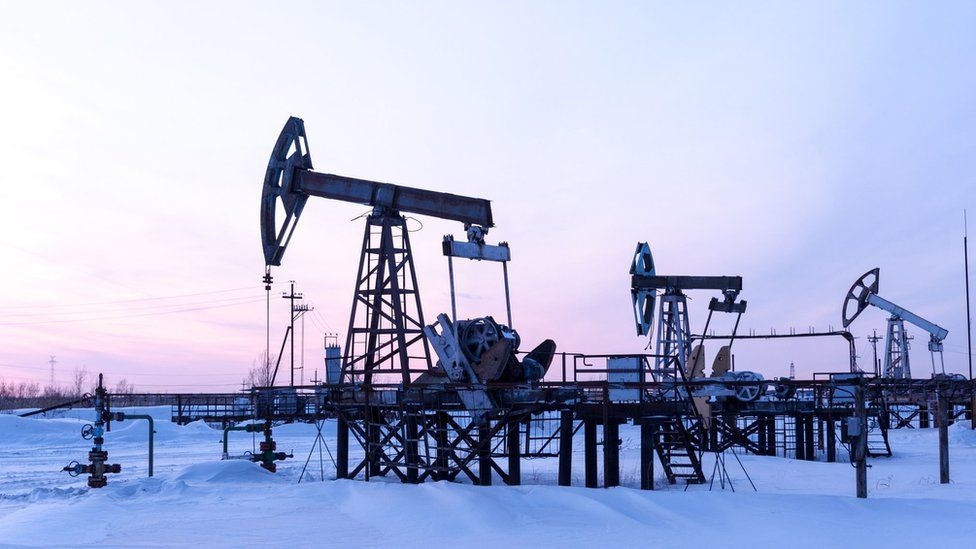 EU đề xuất áp dụng lệnh cấm dầu mỏ của Nga kể từ cuối năm nay
