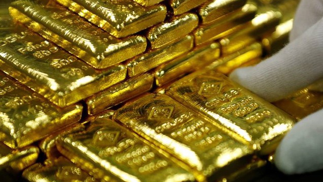 Giá vàng thế giới tiếp tục tăng rút ngắn khoảng cách với vàng trong nước