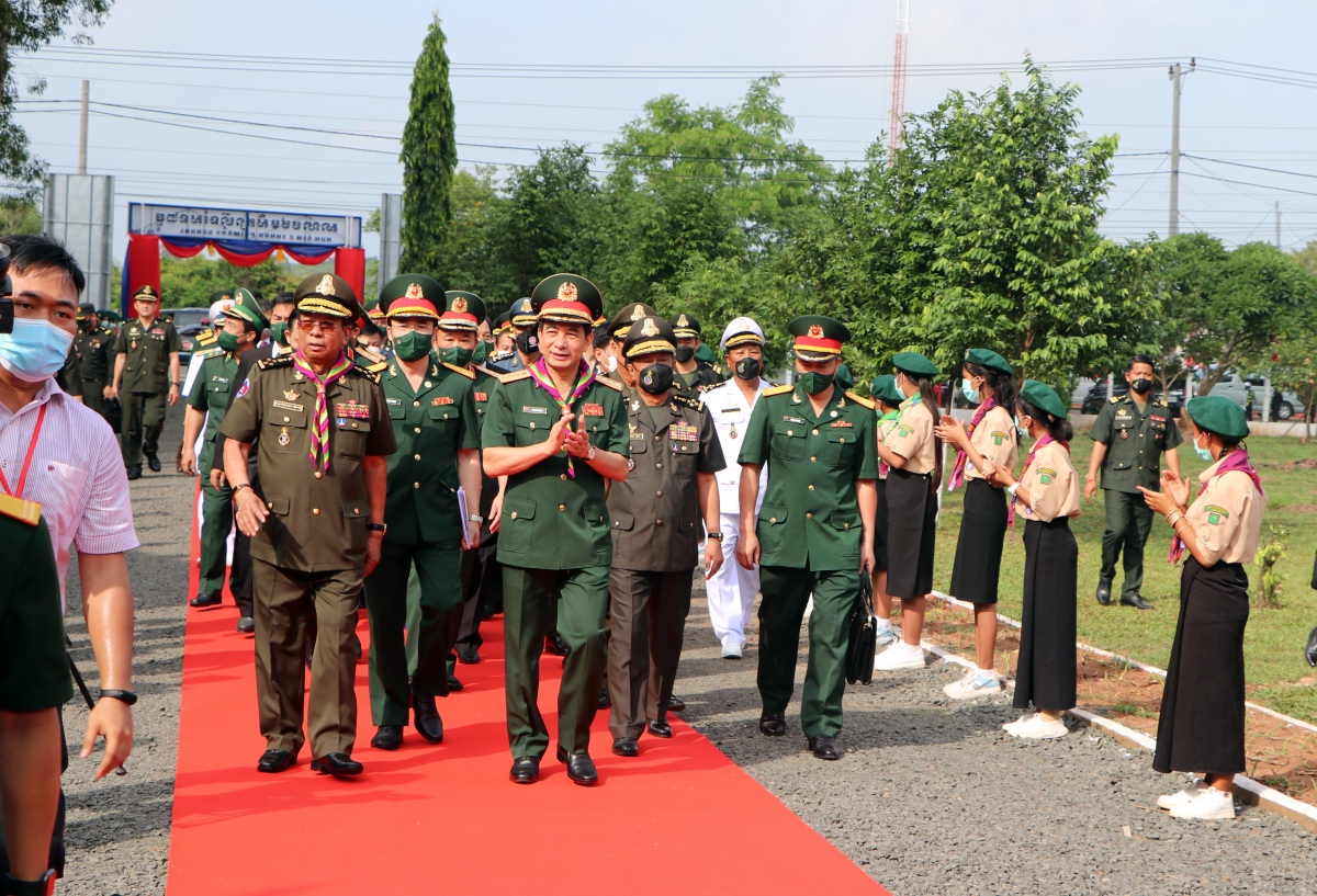 Giao lưu hữu nghị quốc phòng biên giới Việt Nam-Campuchia lần thứ I chính thức bắt đầu