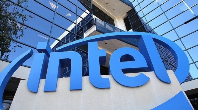 CEO Intel: Tình trạng thiếu hụt chip sẽ kéo dài ​​đến năm 2024