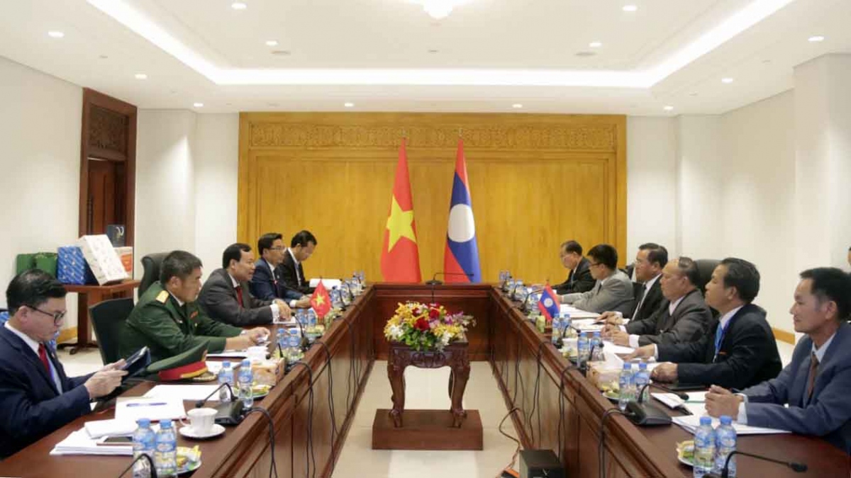 Các cơ quan của Quốc hội Việt Nam và Lào chia sẻ kinh nghiệm