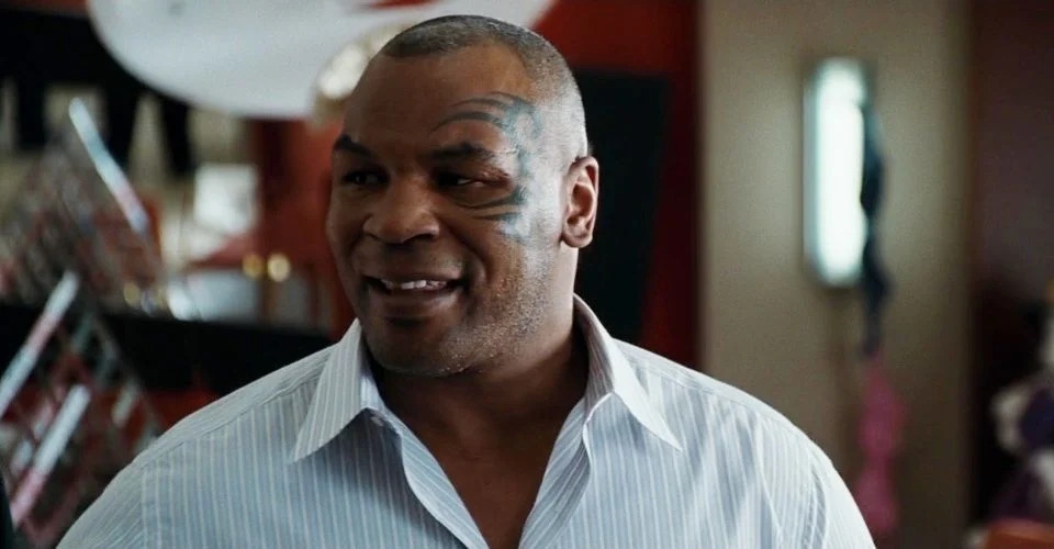 Mike Tyson đóng vai nhân viên y tế trong phim mới