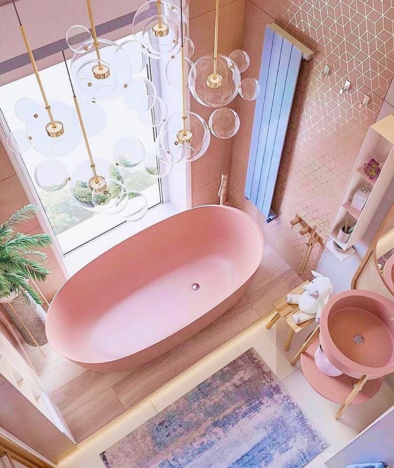 Thiết kế phòng tắm với tone hồng bắt mắt nữ tính