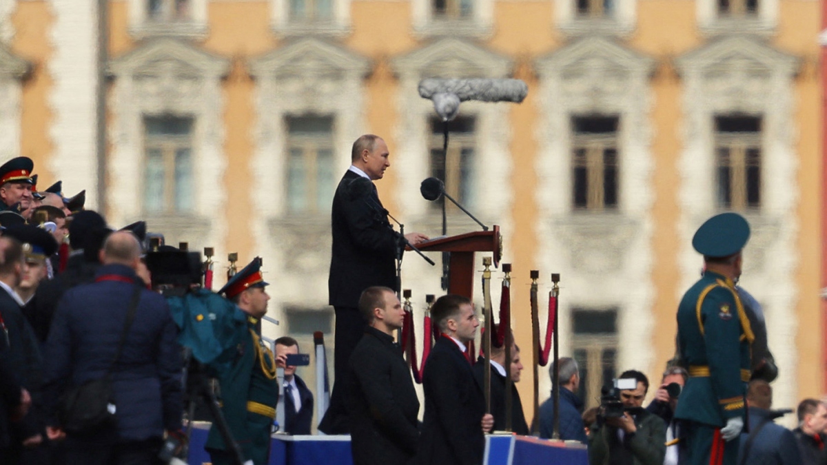 Tổng thống Putin: NATO tạo ra mối đe dọa không thể chấp nhận được đối với Nga