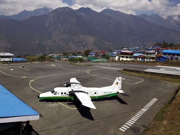 Máy bay chở khách Nepal mất tích: Người dân phát hiện đám cháy