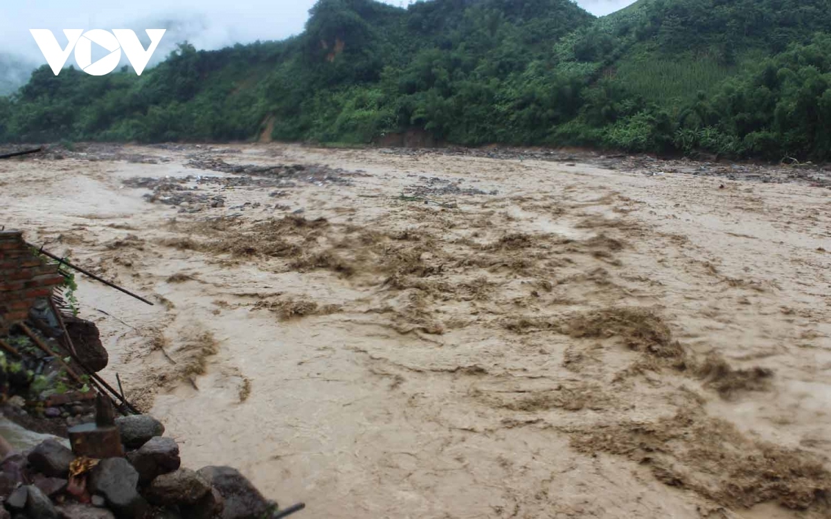 Sơn La thiệt hại gần 5 tỷ đồng do mưa lớn và dông lốc